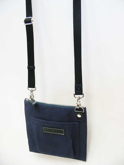 四角いポシェット